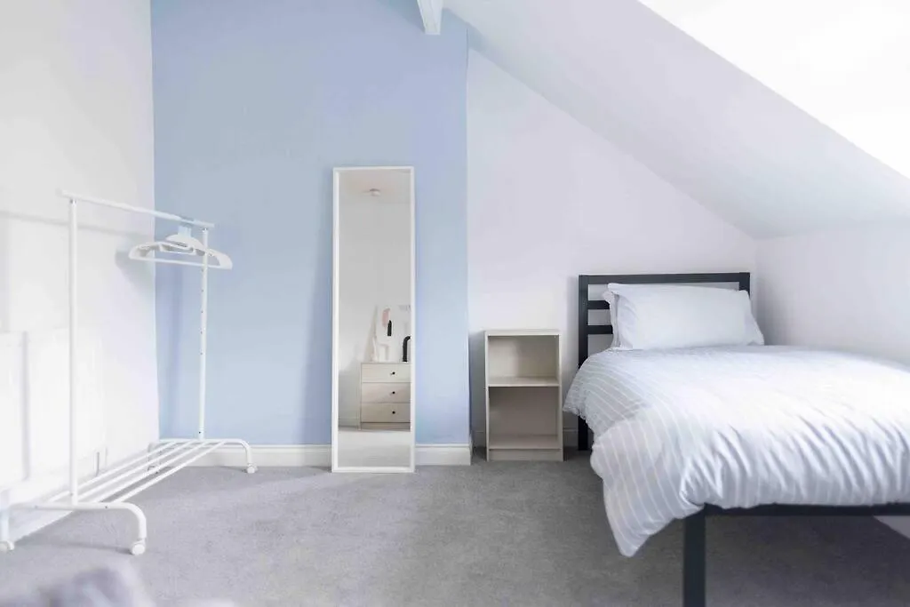 Charming 3 Bedroom Belfast Townhouse