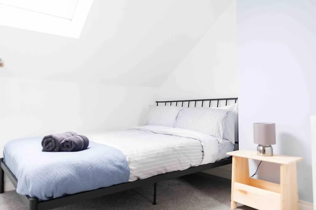 Charming 3 Bedroom Belfast Townhouse 0*,  Reino Unido